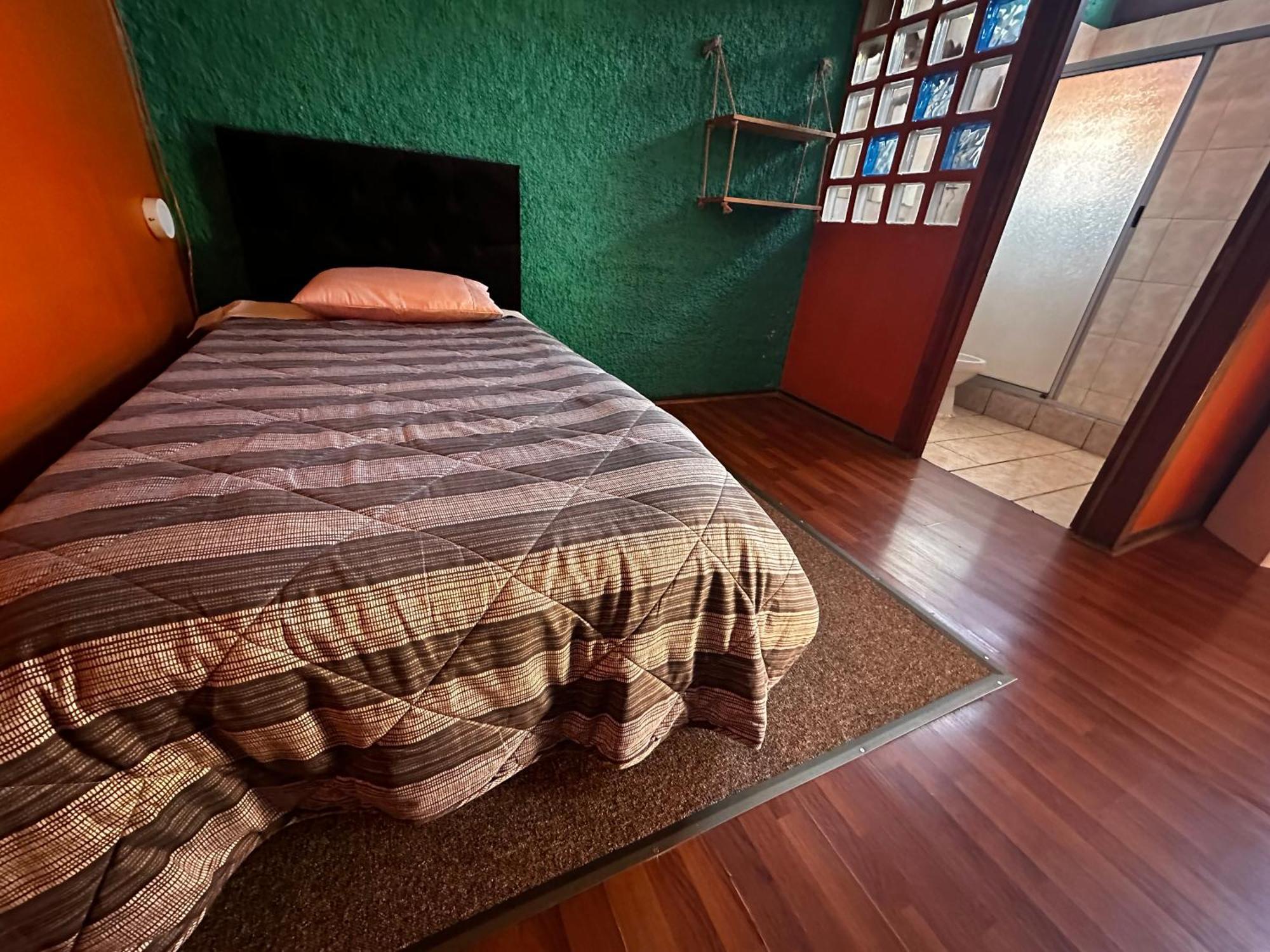 Hostal Colonial *